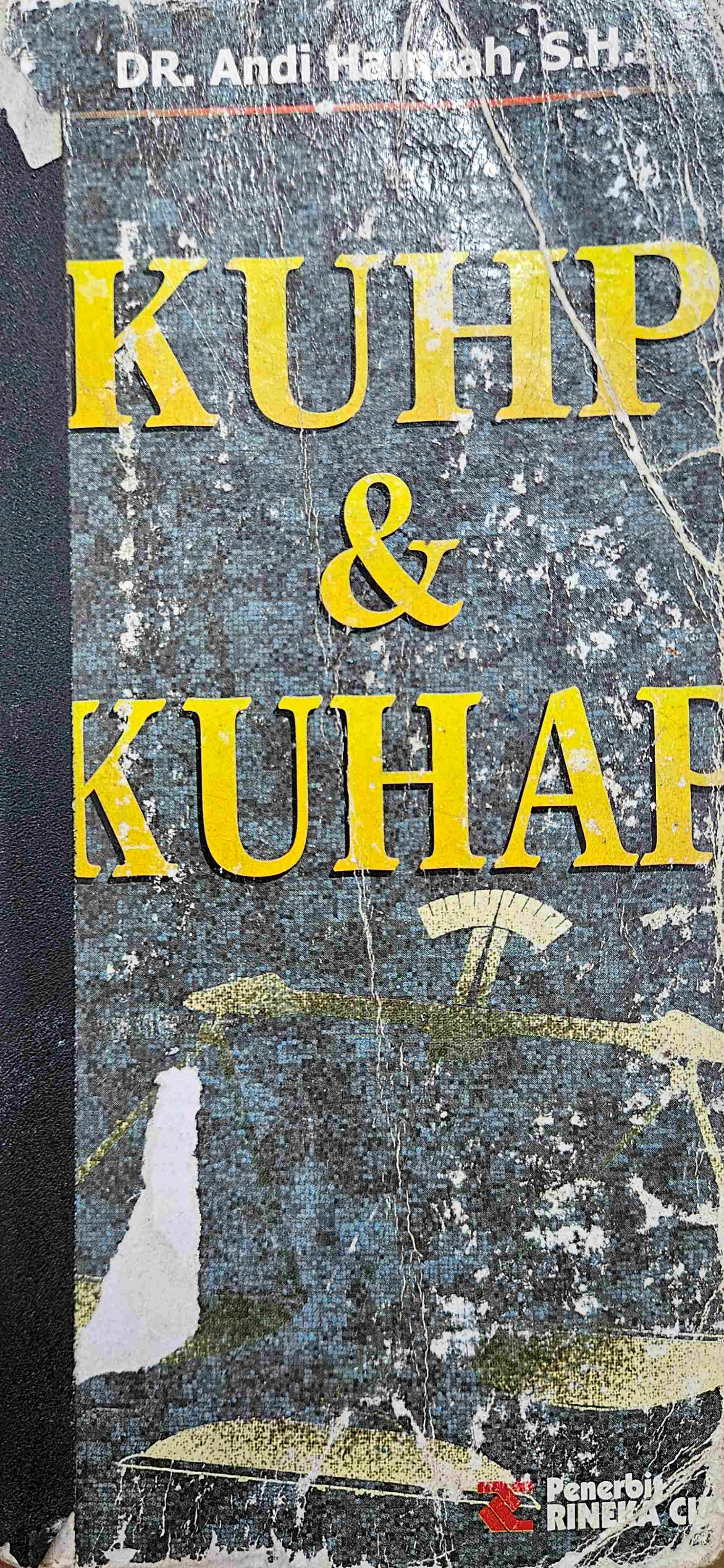 Cover KUHAP dan KUHP / Andi Hamzah