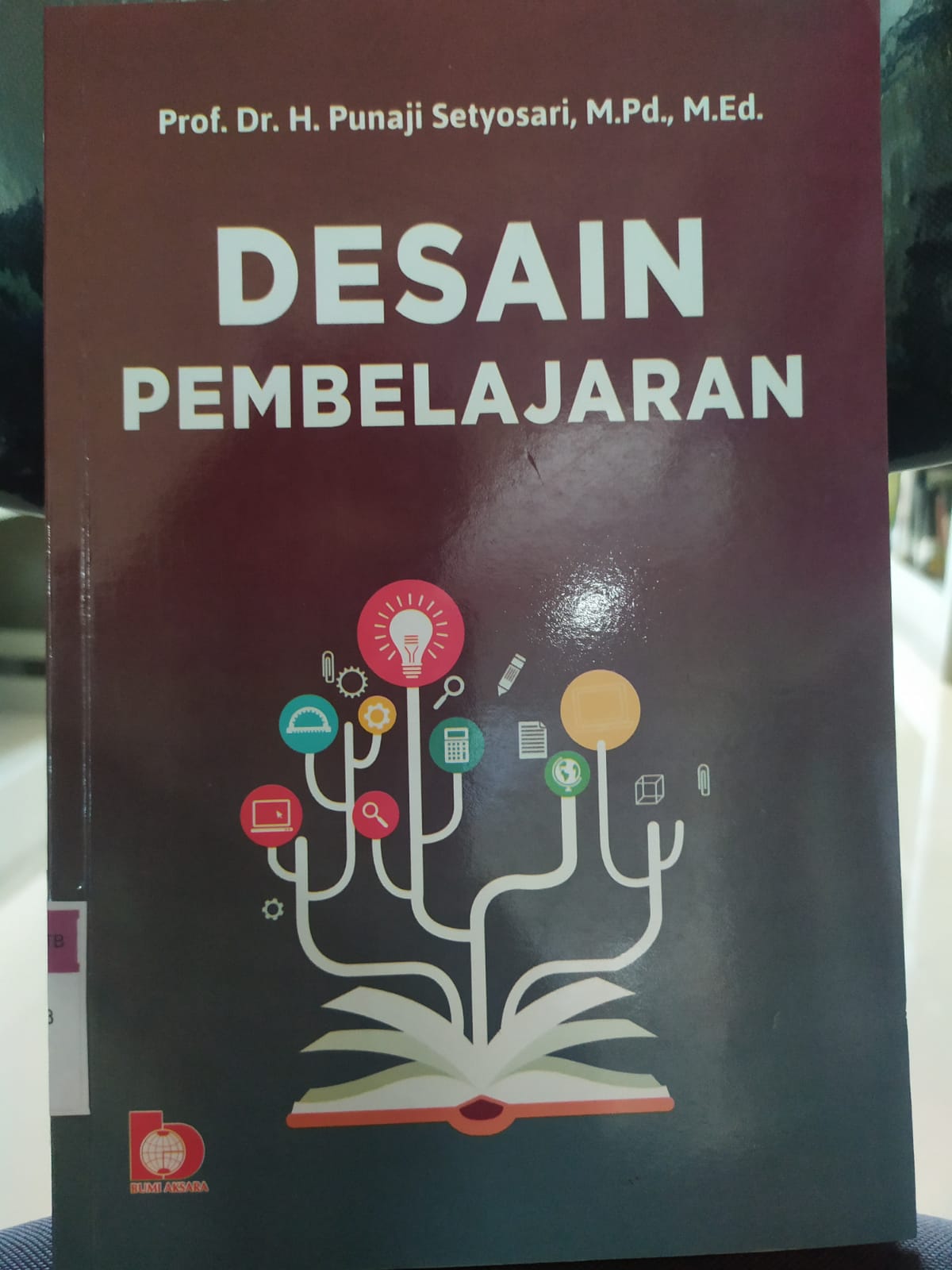 Cover Desain Pembelajaran / Punaji Setyosari