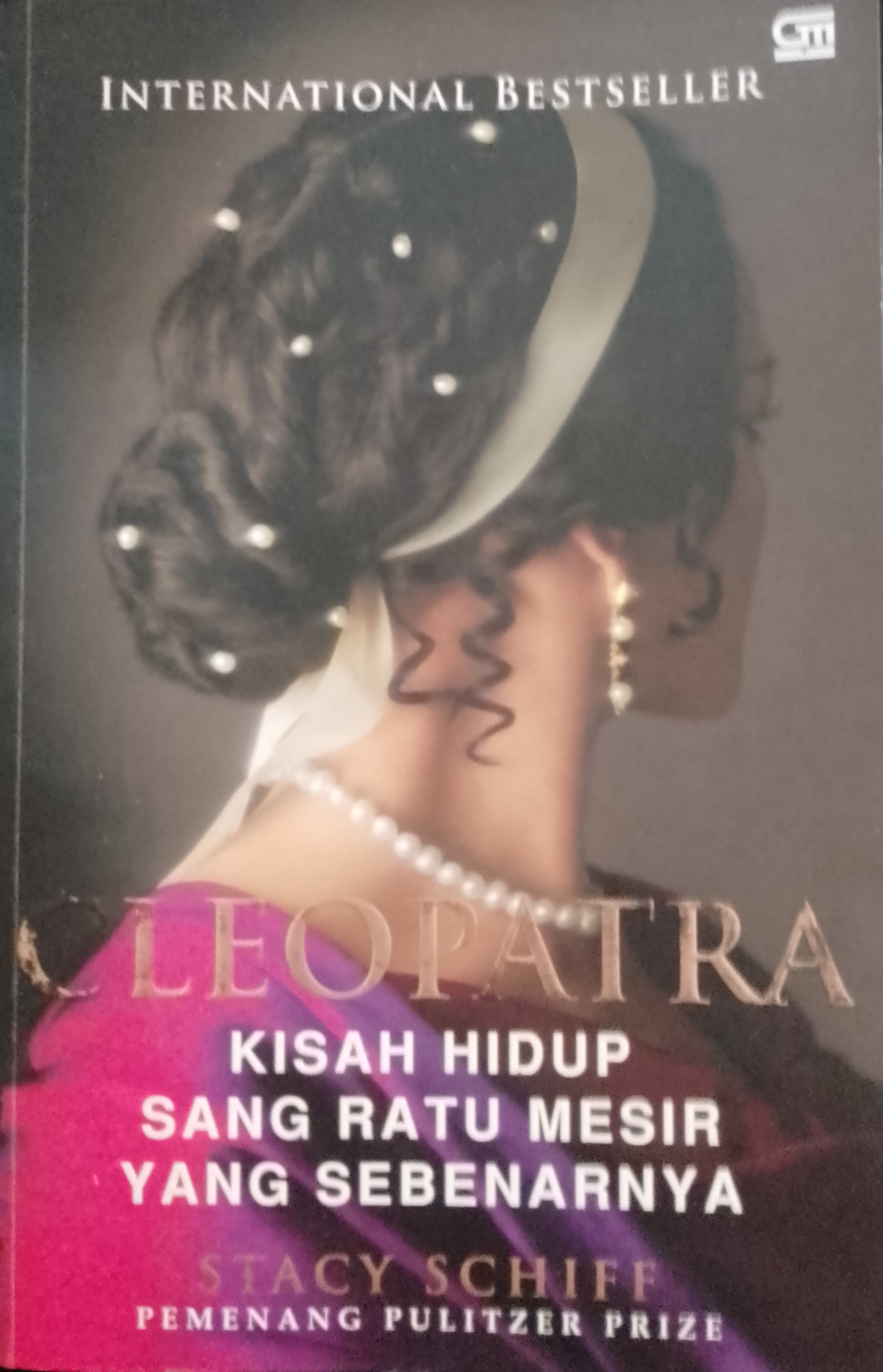 Cover Cleopatra / Schiff, Stacy; penerjemah, Farida Inayati