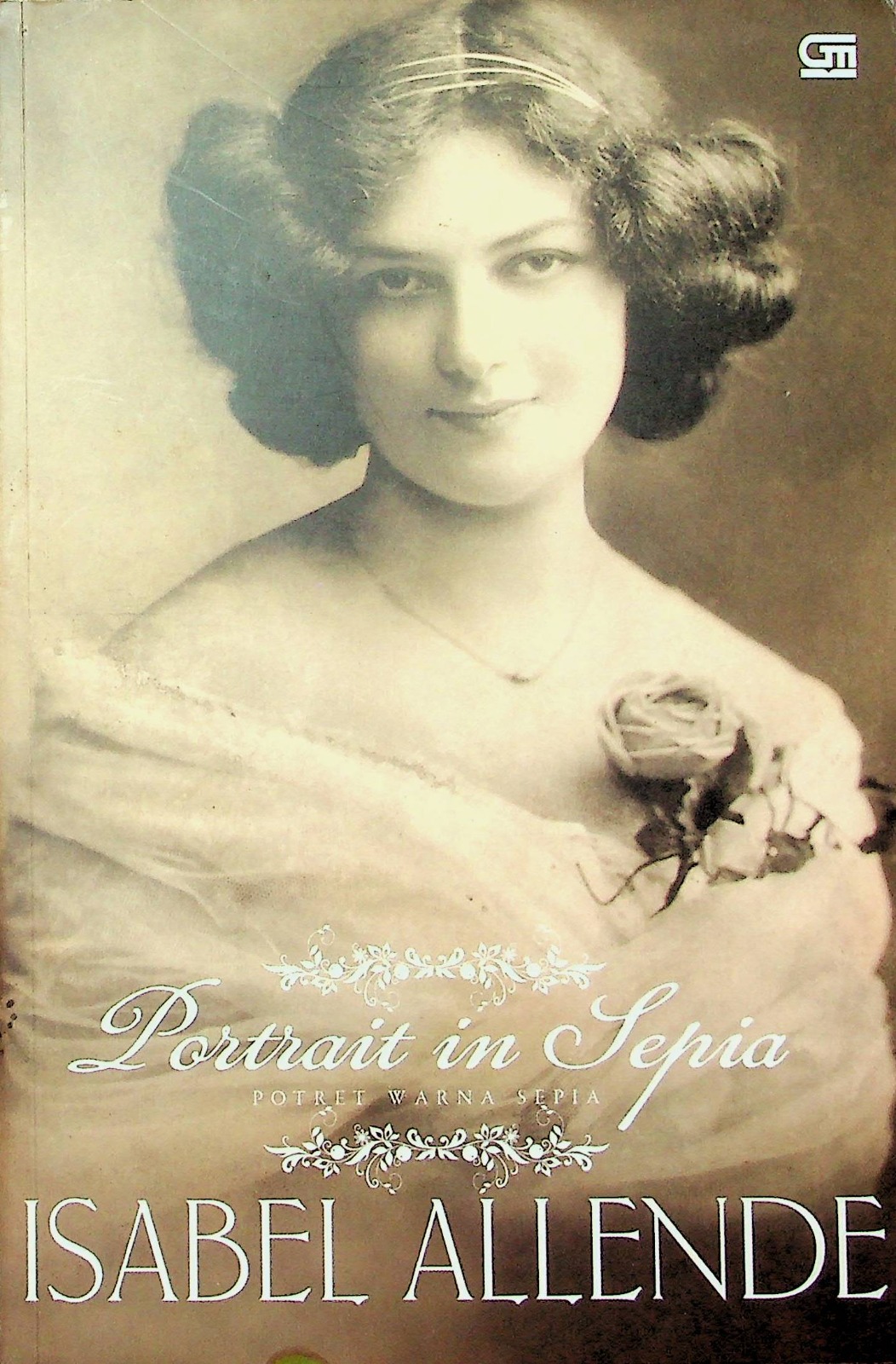 Cover Potret warna sepia / Allende, Isabel; alih bahasa, Ronny Agustinus