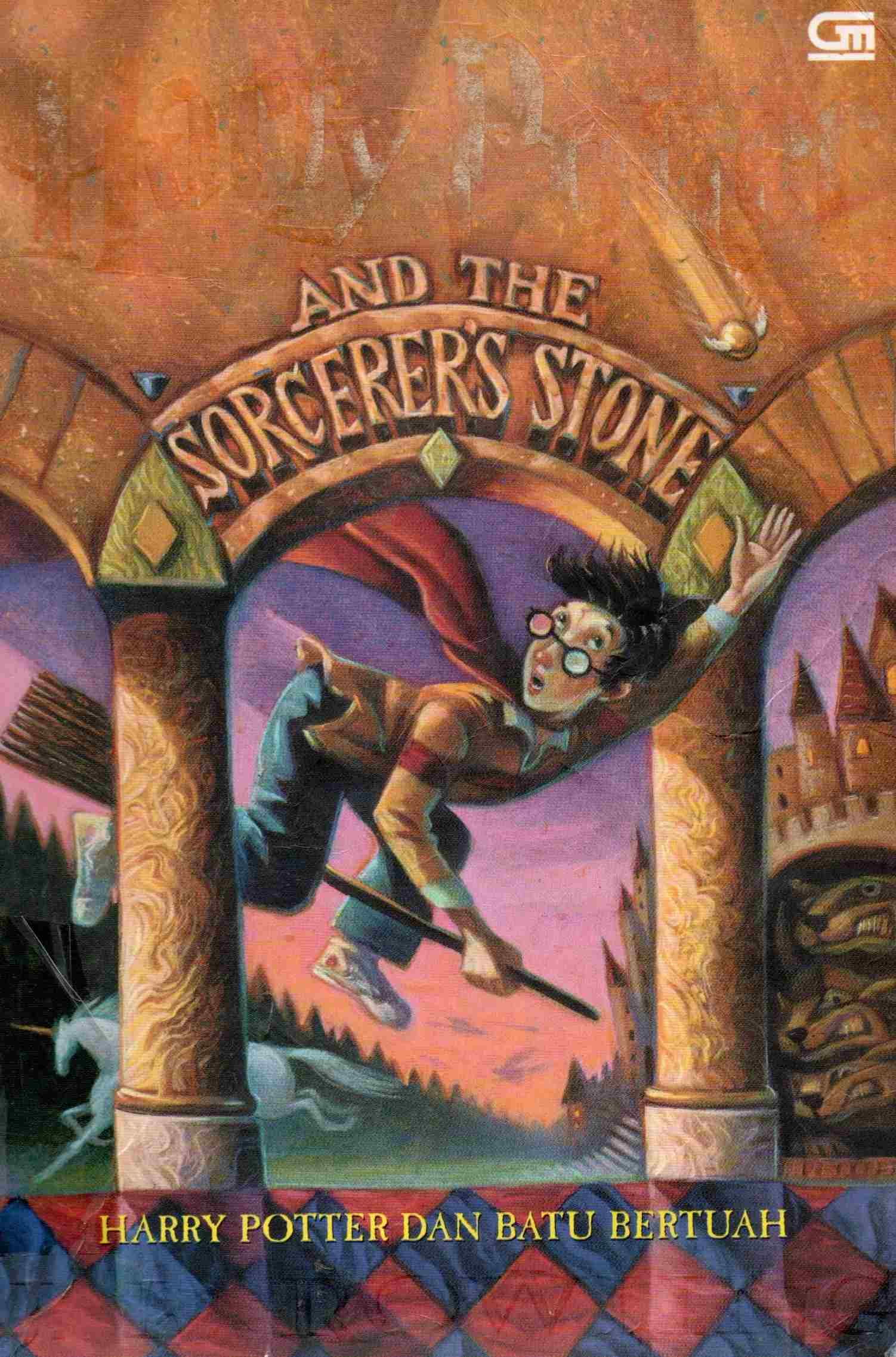 Cover Harry Potter dan batu bertuah / J.K Rowling