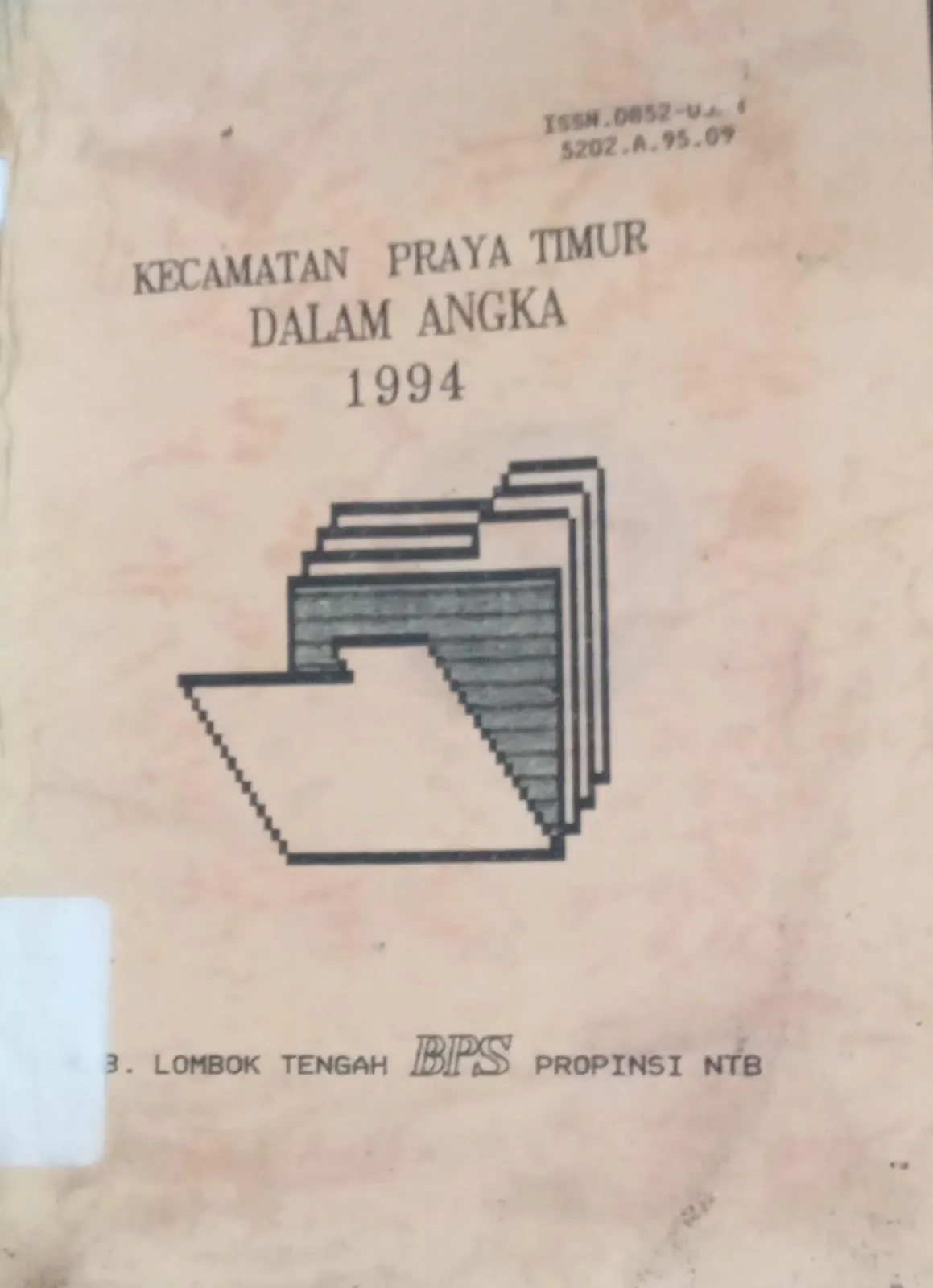 Cover Kecamatan Praya Timur dalam Angka 1994 / Kabupaten Lombok Tengah BPS Provinsi NTB