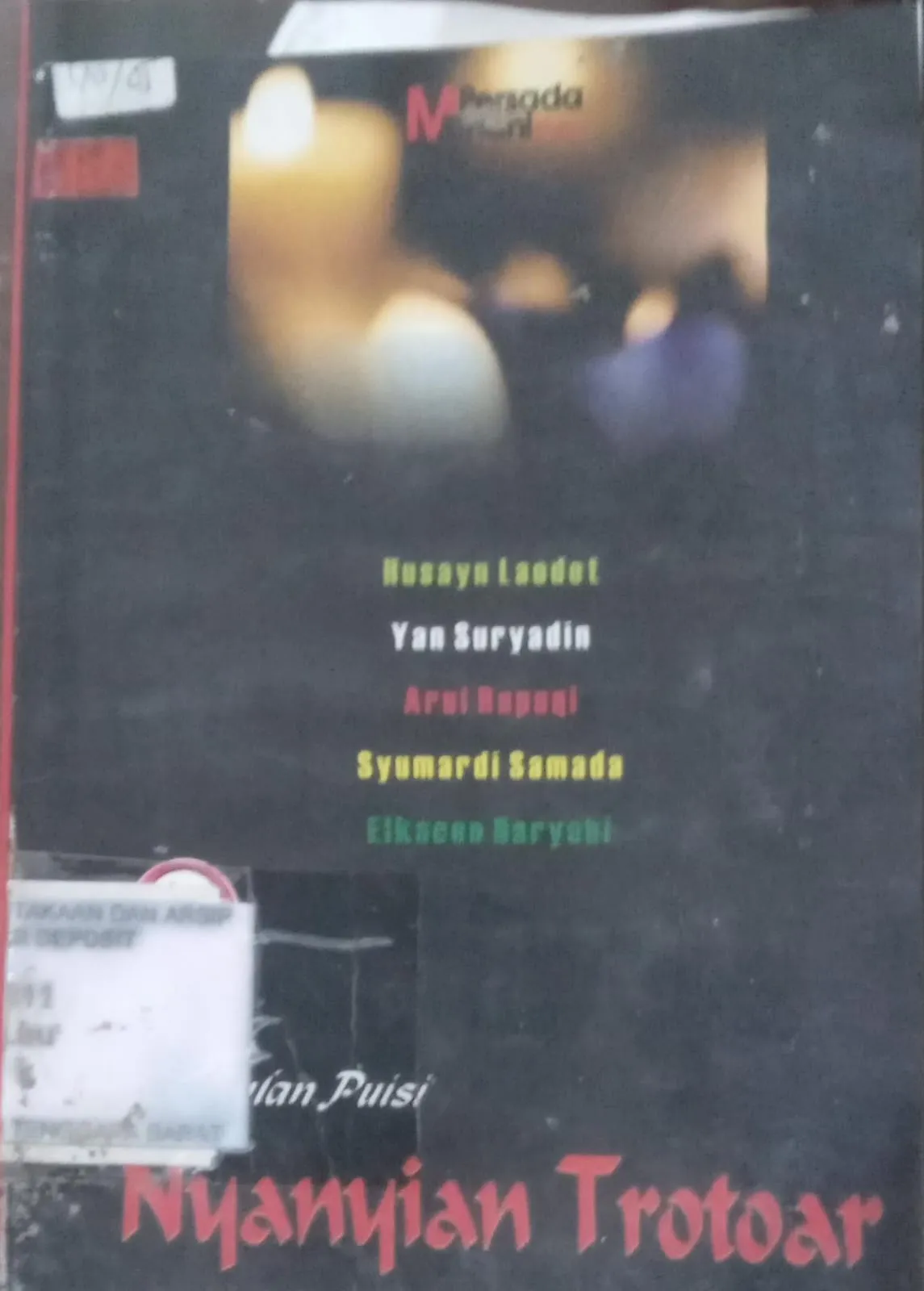 Cover Kumpulan Puisi "Nyanyian Trotoar" / Husayn Leodat