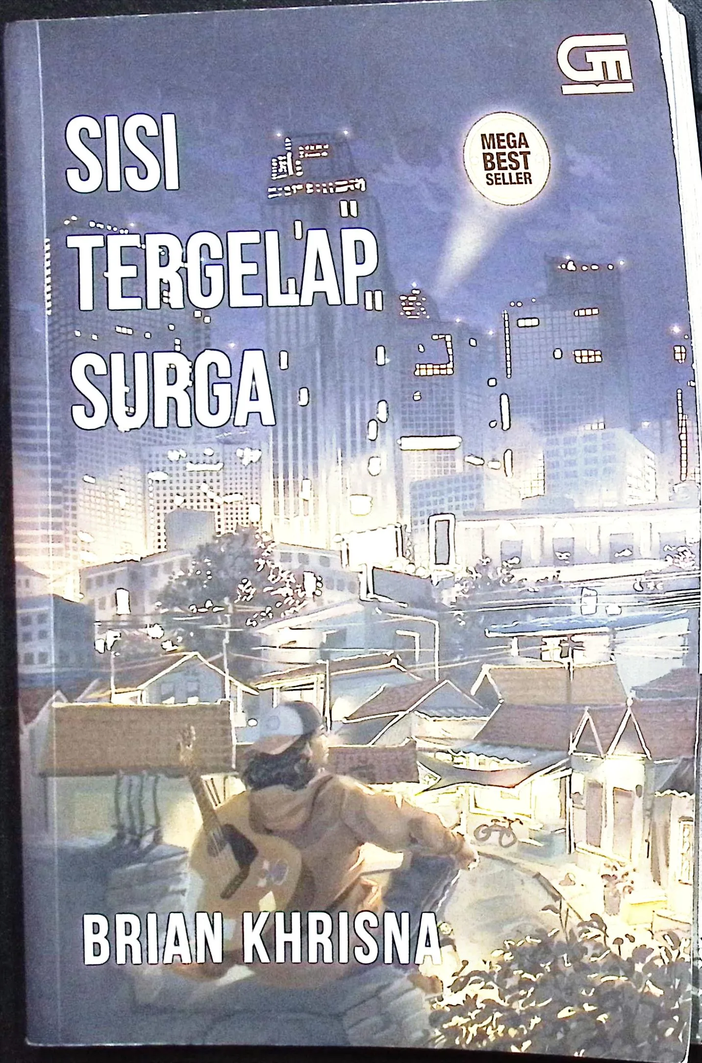 Cover Sisi tergelap surga / Brian Khrisna; editor, Ruth Priscila Angelina