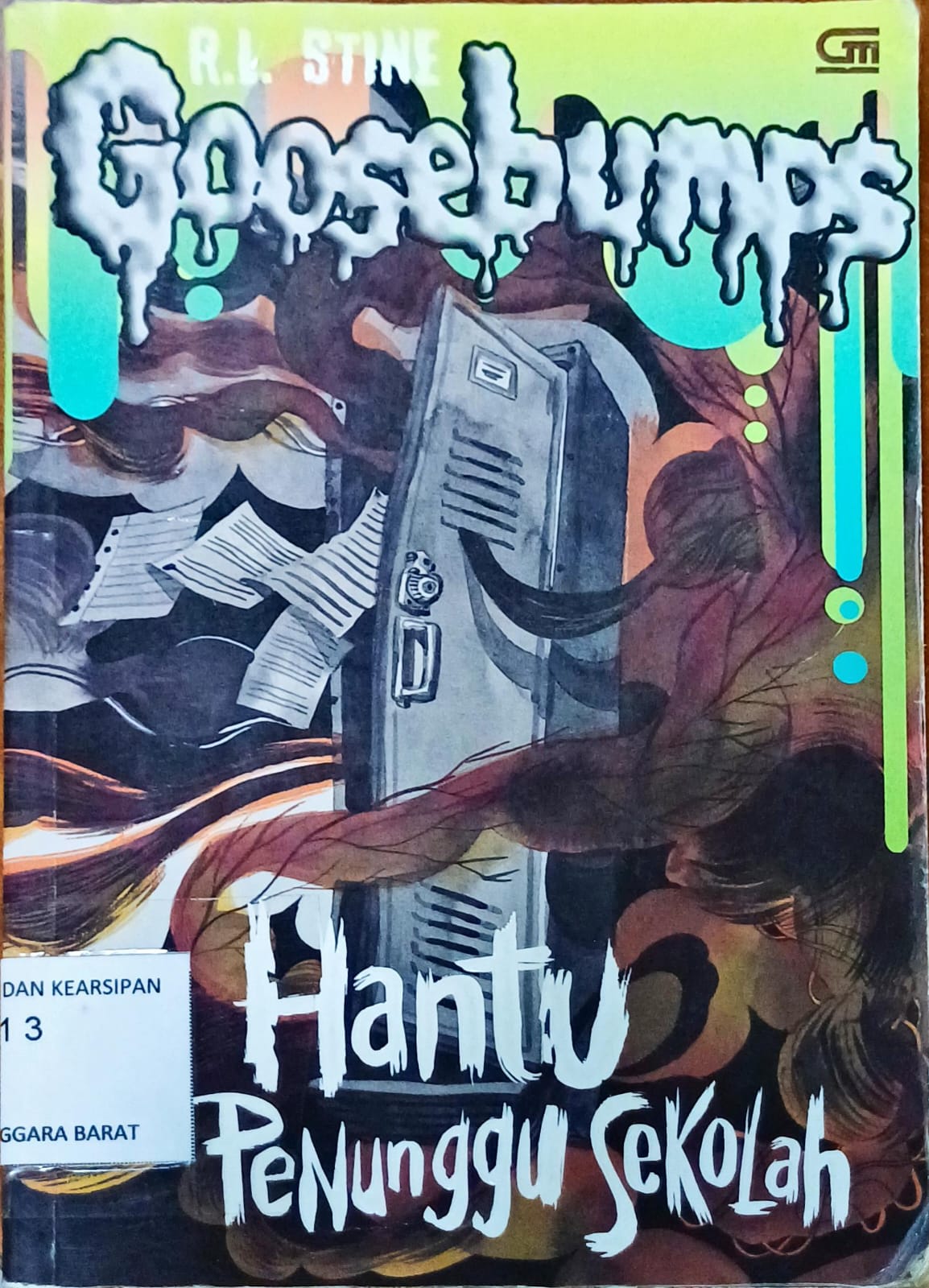Cover Geoosebumps :  Hantu penunggu sekolah / R.L Stine