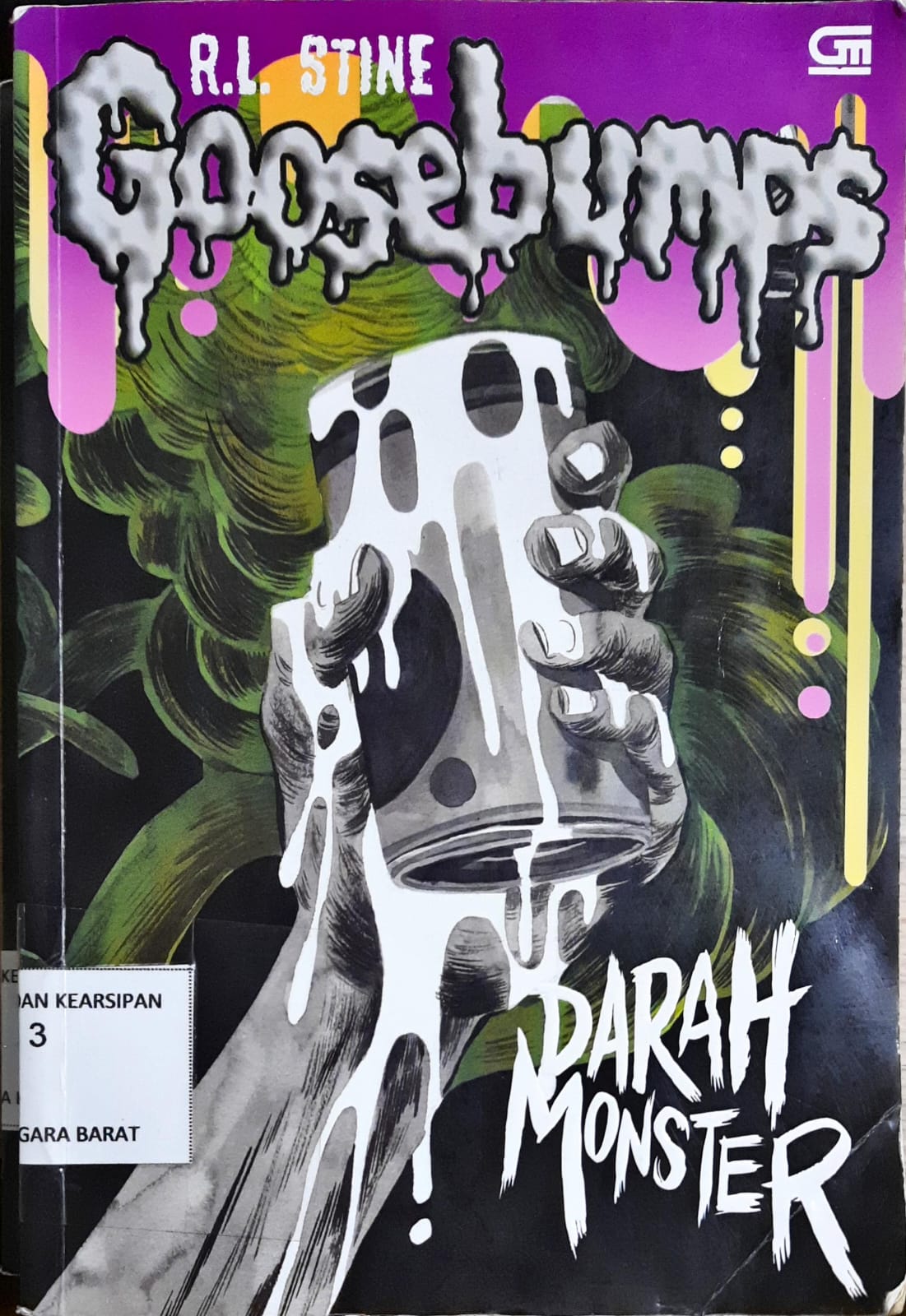 Cover Goosebumps :  Darah Monster / Stine, R.L